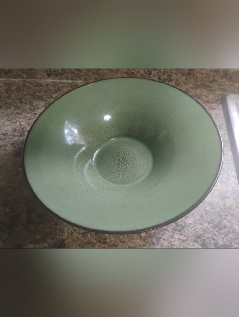 Gibson Gabbay Sage Green Reactive Glaze Stoneware Bowl – Modern Minimalist